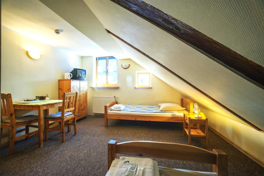 קלייפדה Express Guest House מראה חיצוני תמונה