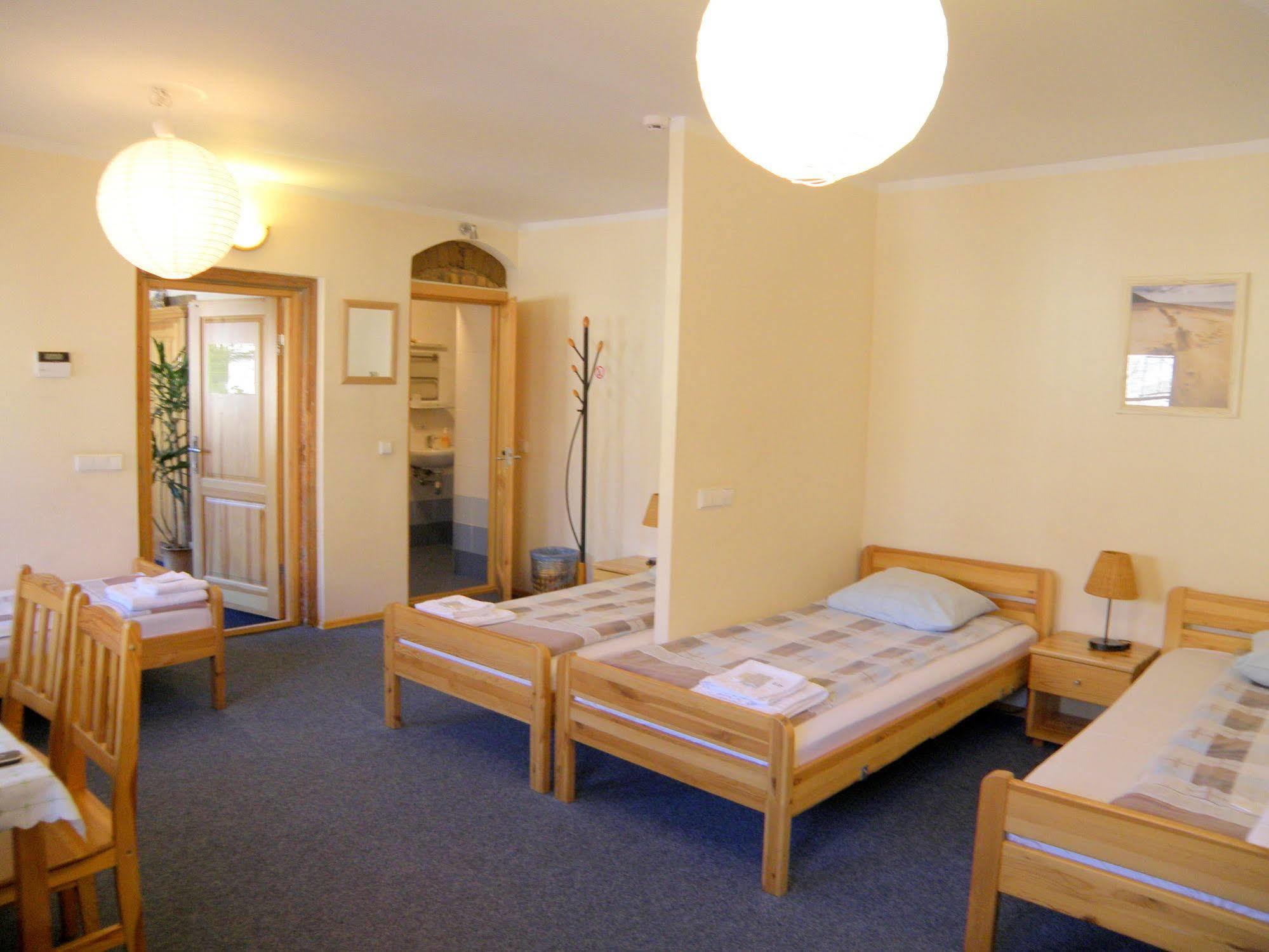 קלייפדה Express Guest House מראה חיצוני תמונה